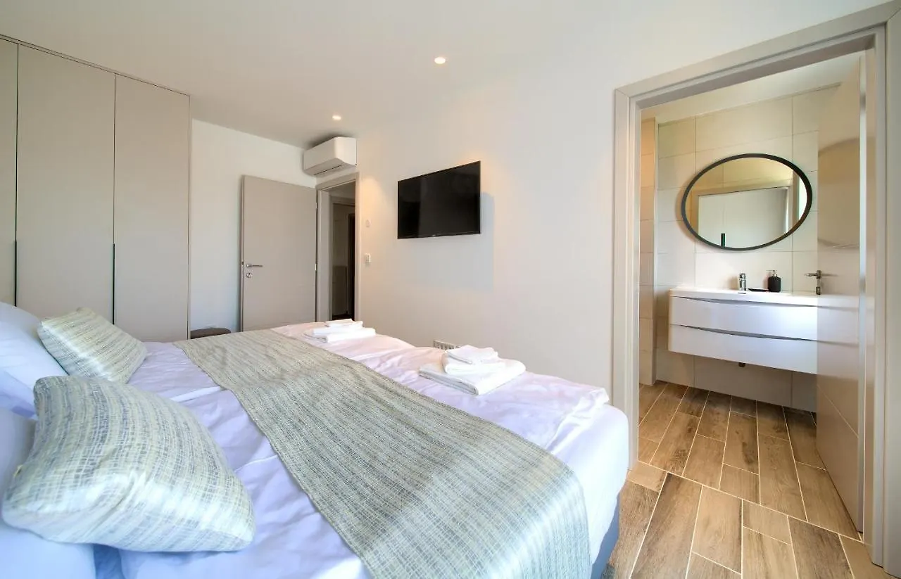 Villa Vista Deluxe Malinska Apartment